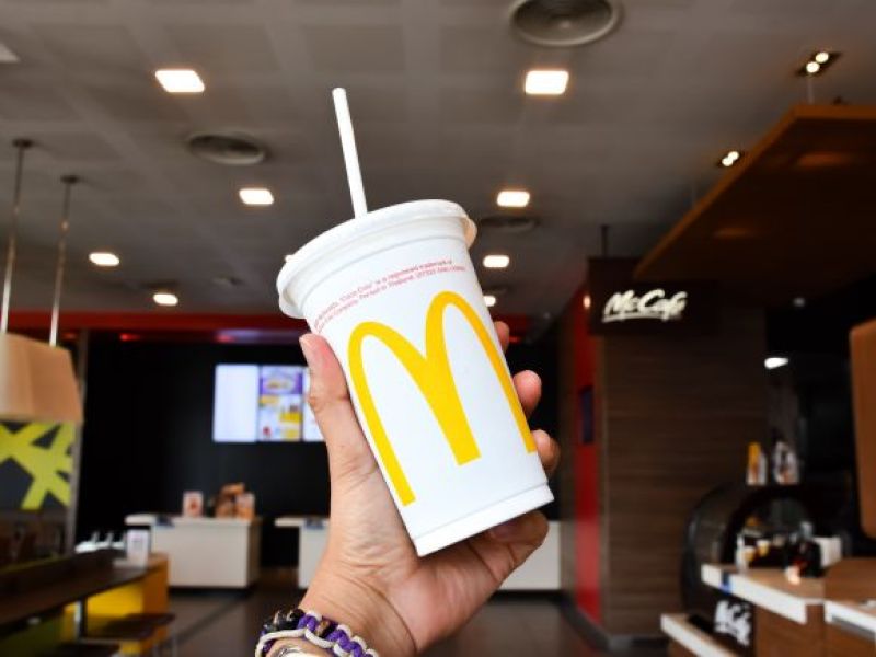 Wielka tajemnica... kubków w McDonald's! Te 'guziki' mają swoje znaczenie!