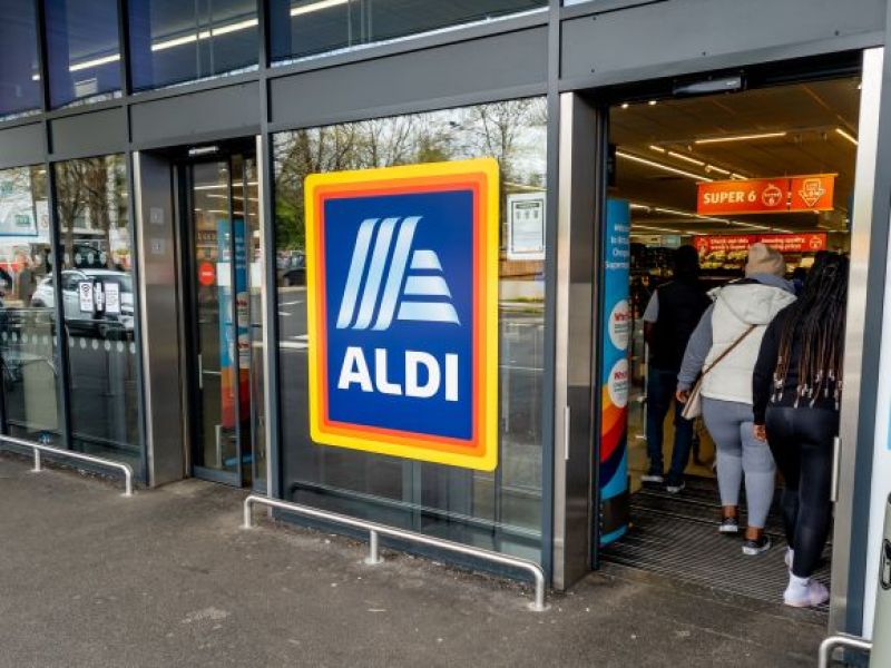 Aldi z nowym systemem kasowym w UK! Sklep pobierze pieniądze klientom już na samym wejściu!