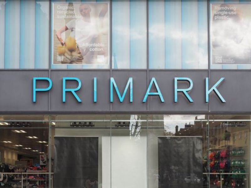 Primark wywołał zakupowe zamieszanie! Mieszkańcy Wysp rzucili się na komplety inspirowane hitem Netflixa!