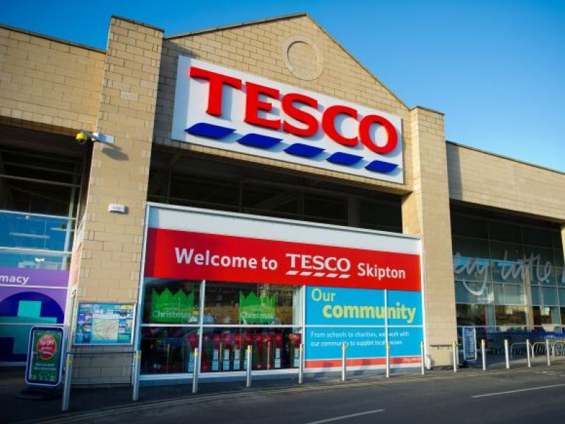 Duże zmiany w Tesco w UK! Sieć dostosowuje się do potrzeb klientów!