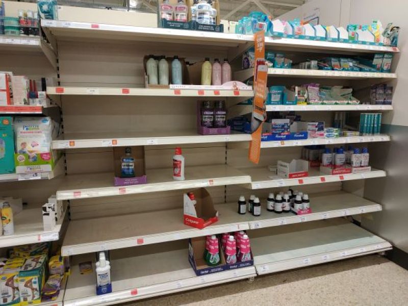 Popularny produkt znika z półek supermarketu w Wielkiej Brytanii! Klienci nie kryją złości!