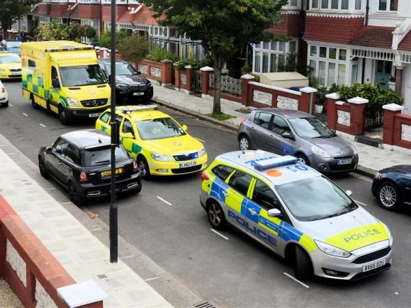 UK: DRAMAT na drodze! Pędzący kierowca wjechał w dwie dziewczynki przechodzące przez pasy!