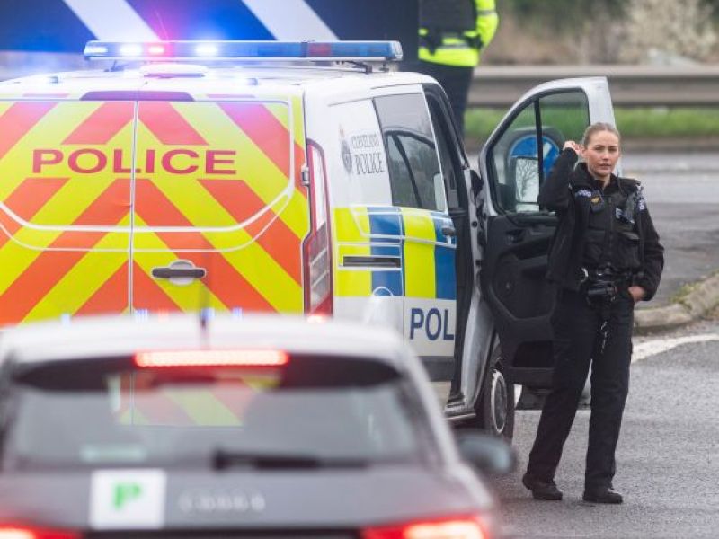 UK: Policja ALARMUJE rodziców! Próba porwania uczennicy - porywacz nadal poszukiwany!
