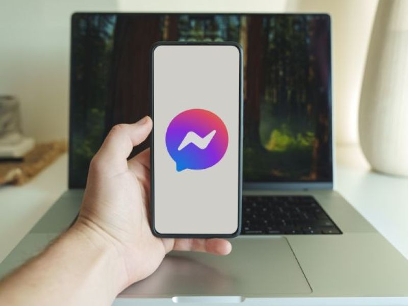 Awaria WhatsApp i Messenger – tysiące użytkowników w Wielkiej Brytanii bez dostępu!