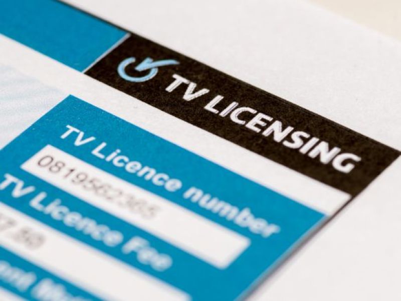 Rząd UK chce rozszerzenia TV Licence! Abonament miałby dodatkowo wymuszać opłaty i regulować streamingi, takie jak Netflix!