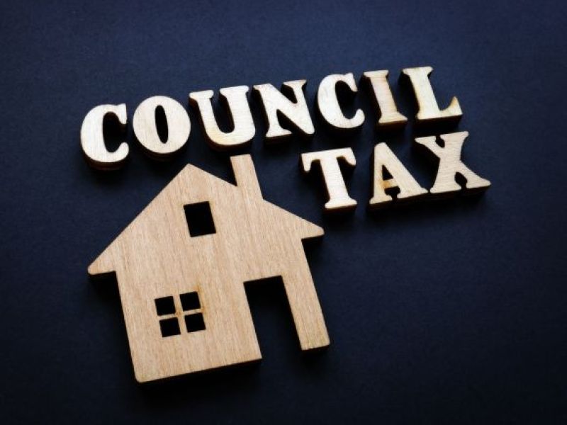 UK: Ostre podwyżki Council Taxu! Mieszkańcy będą musieli swoimi pieniędzmi nadrobić budżety samorządów!