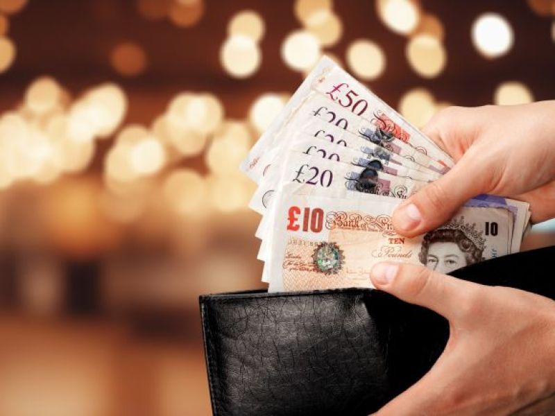 Zmiana w systemie wypłaty benefitów w UK! Kto nie zdąży, ten straci zasiłki!