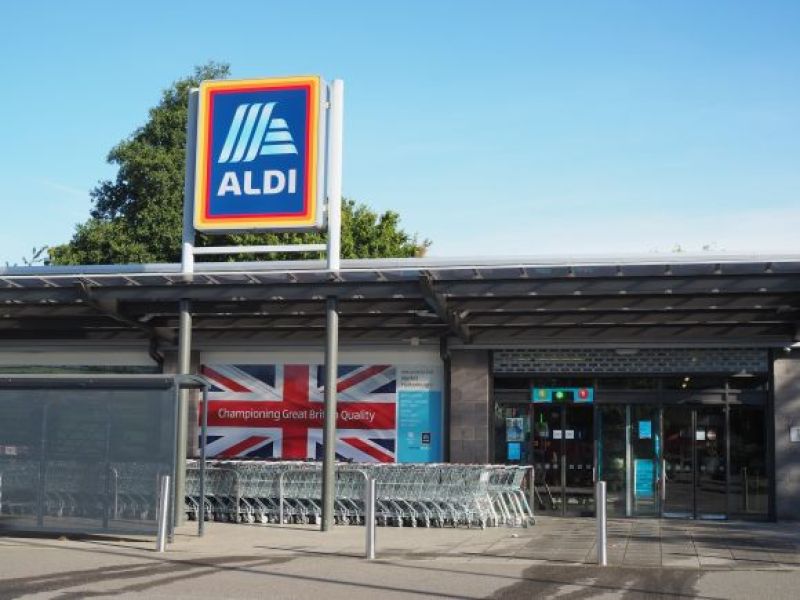 Aldi w Wielkiej Brytanii rezygnuje z charakterystycznych elementów - ma być mniej odpadów!