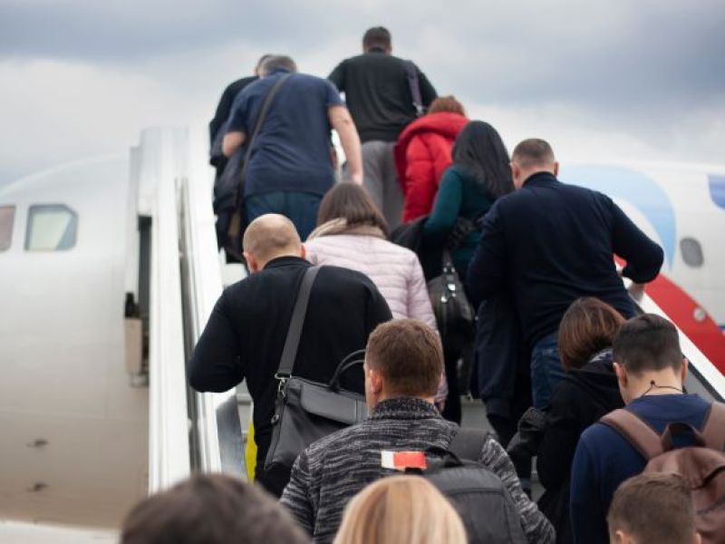 Bójka na pokładzie samolotu lecącego z UK! Pasażer nie mógł wytrzymać zachowania drugiego podróżującego!