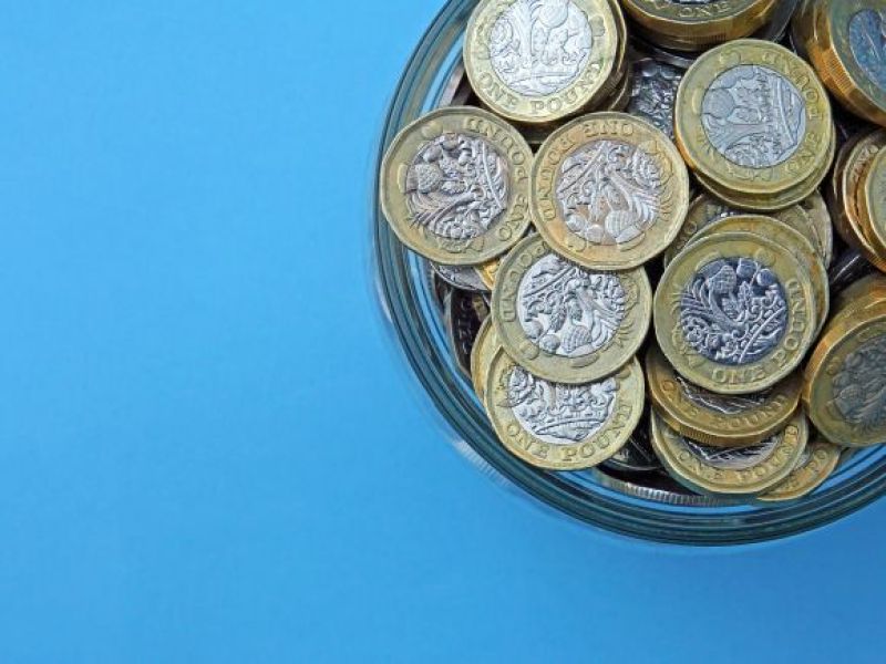 Dobra wiadomość dla osób oszczędzających w UK! Rząd podjął długo oczekiwaną decyzję!