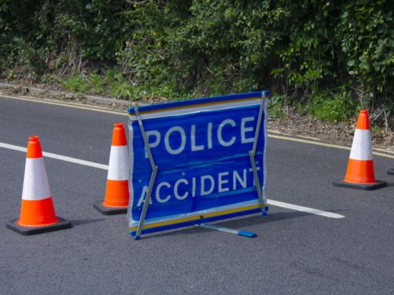 UK: Tragiczne zderzenie dwóch samochodów - 2 osoby nie żyją