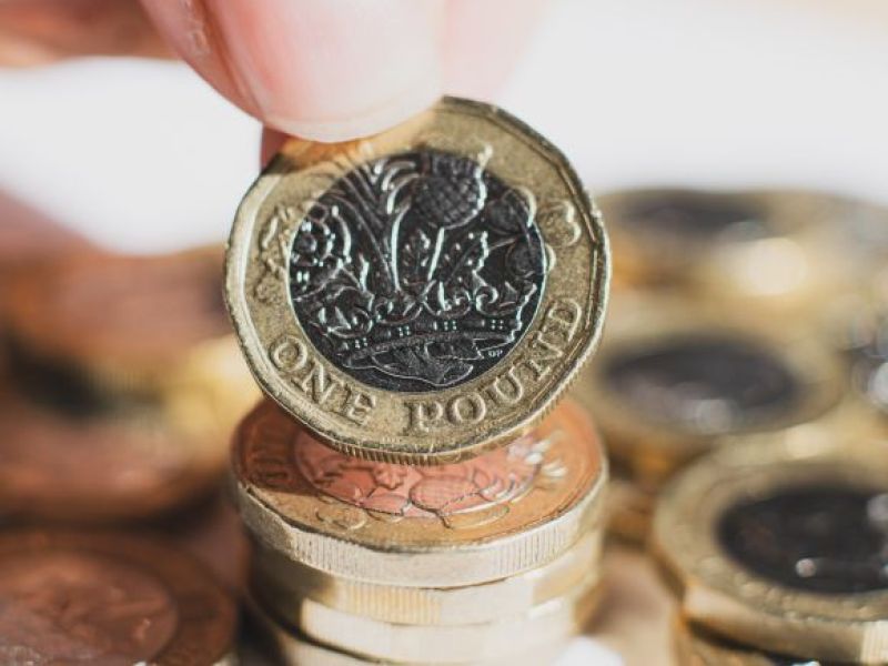 UK: Władze ogłosiły nowe podwyżki dla tej grupy pracowników! Związki zawodowe jednoznacznie - ZA MAŁO!