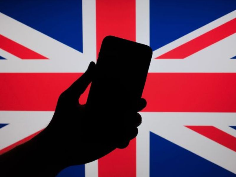 Ważny ruch na rynku telekomunikacyjnym w UK! Szykowane zmiany dla klientów tych sieci!