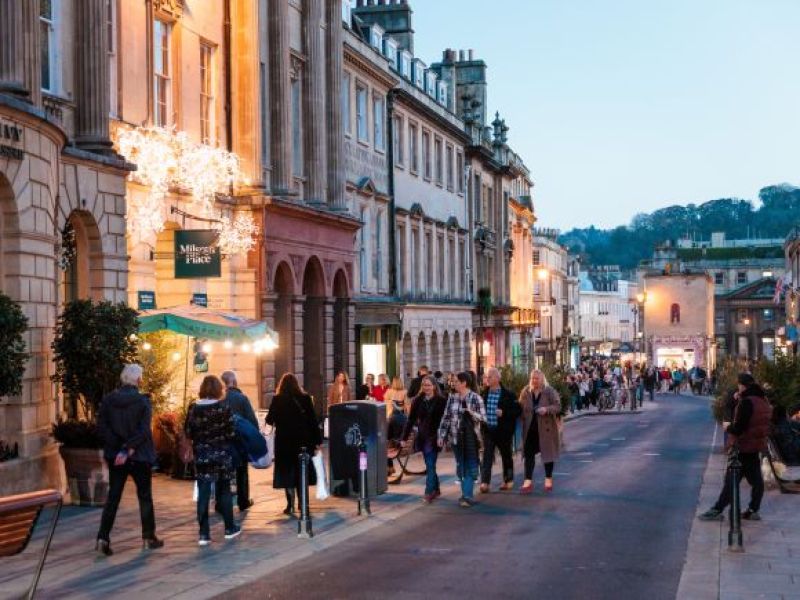 Ranking najbardziej imprezowych miast w UK! Czołówka może zaskoczyć!