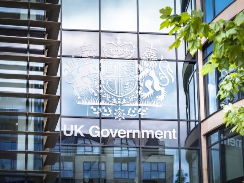 BUNT w rządzie UK! Wielki sprzeciw wobec zmian benefitowych - z takim kryzysem premier się jeszcze nie mierzył!