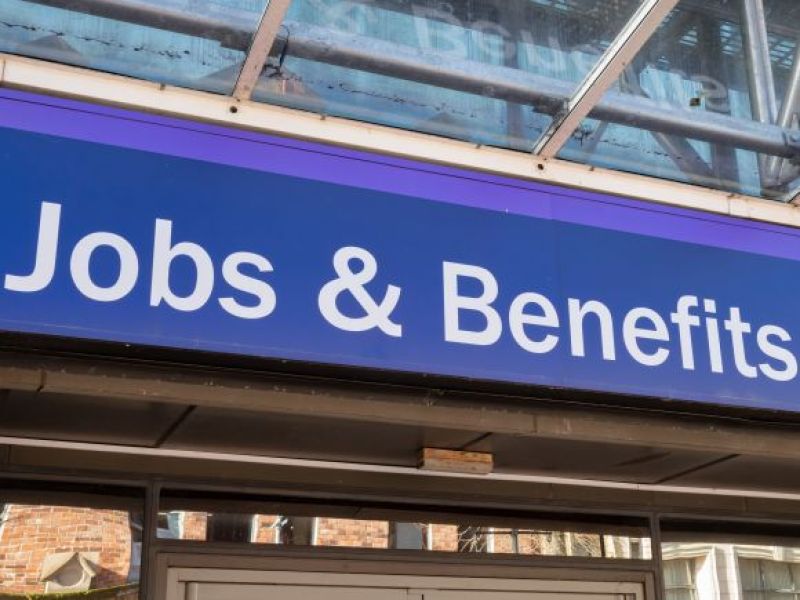 Komunikat HMRC do osób, które będą szukać pracy na lato w UK! Dzięki temu zaoszczędzisz sobie stresu!
