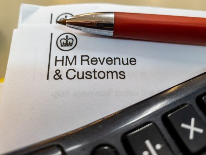 Miliony funtów czekają na odbiór! HMRC prosi mieszkańców UK o złożenie wniosku o pieniądze!