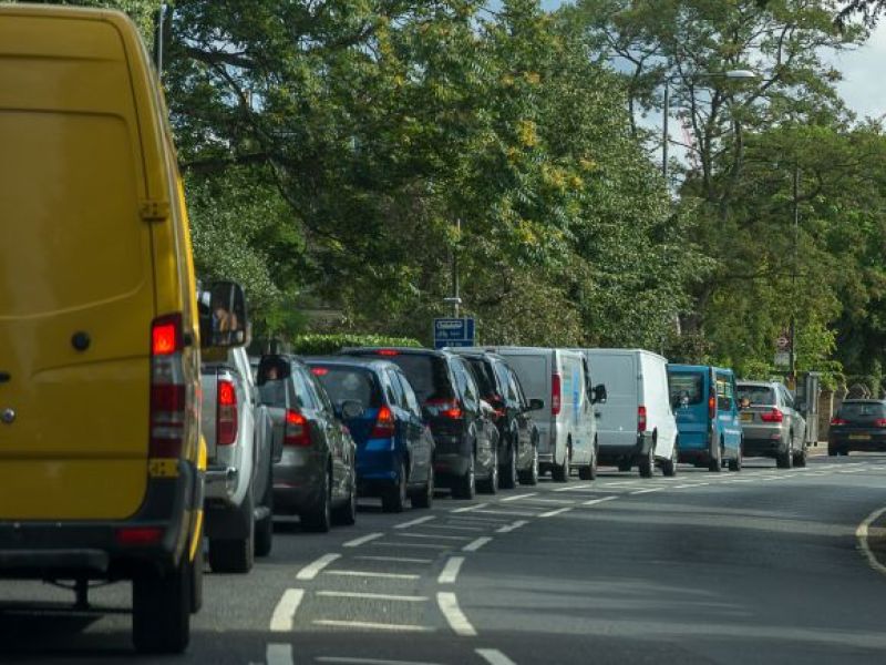UK: Kierowcy będą wściekli! Władze chcą wprowadzić OPŁATY za przejazd!
