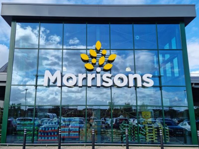 Morrisons pod kreską! Kolejne sklepy w UK będą zamykane - tysiące ludzi straci pracę!
