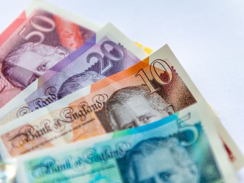 Władze w UK przyspieszą przelewy! Jeśli do południa w piątek nie dostaniesz pieniędzy, musisz...